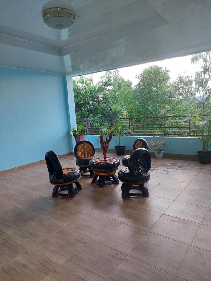 D'Ru Guest House Лабуан Баджо Екстериор снимка