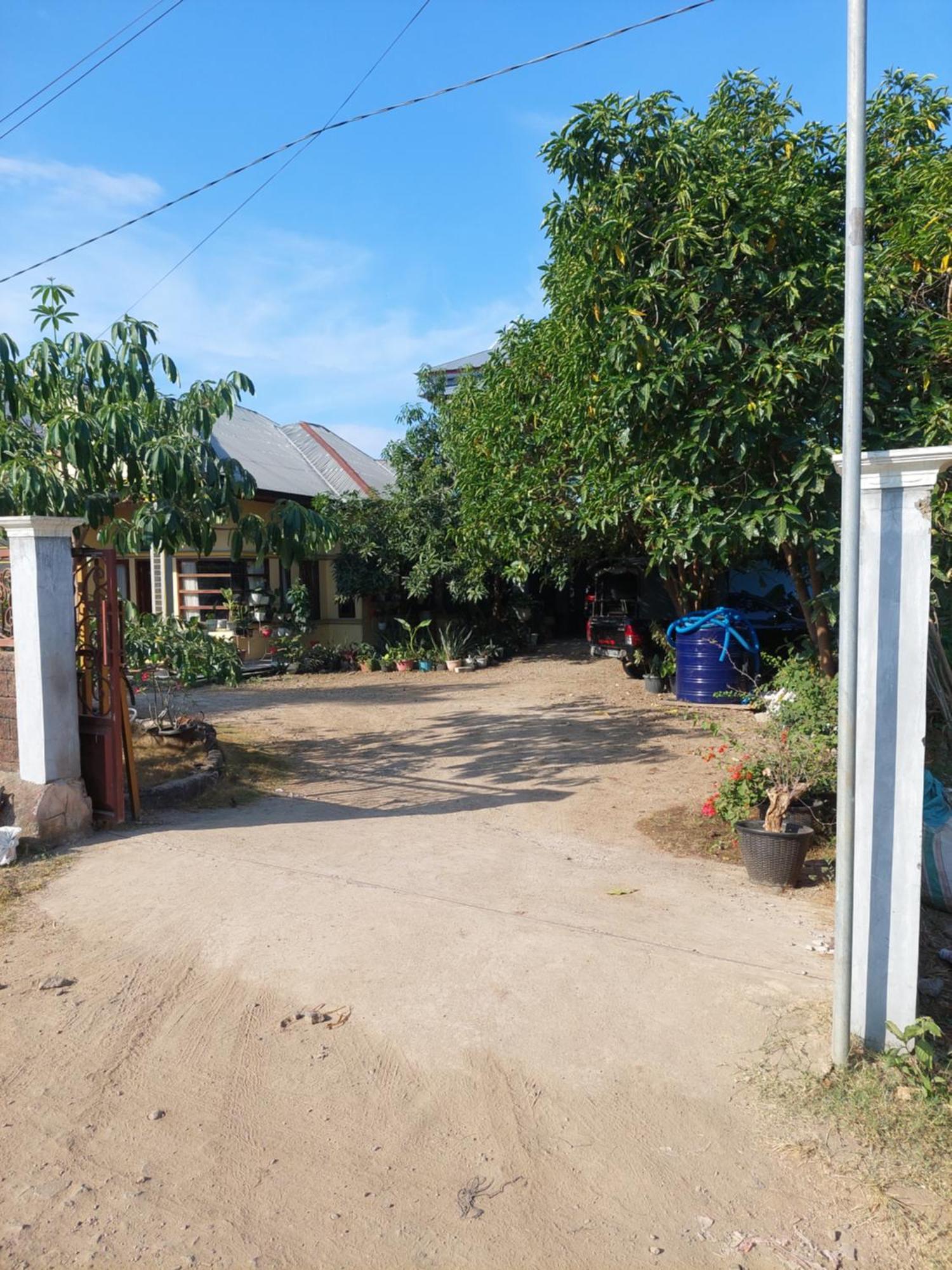 D'Ru Guest House Лабуан Баджо Екстериор снимка
